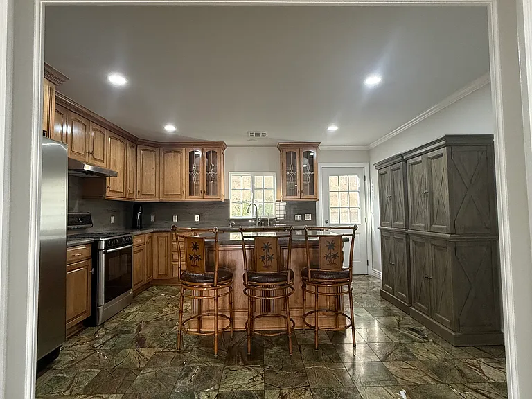 1125 Stanley Ave — Photo 20
