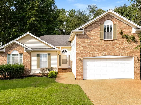 1414 Hilltop Dr, Mount Juliet, TN 37122