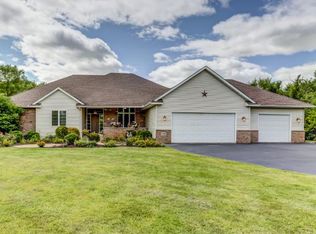 17586 Sunrise Ct, Prior Lake, MN 55372