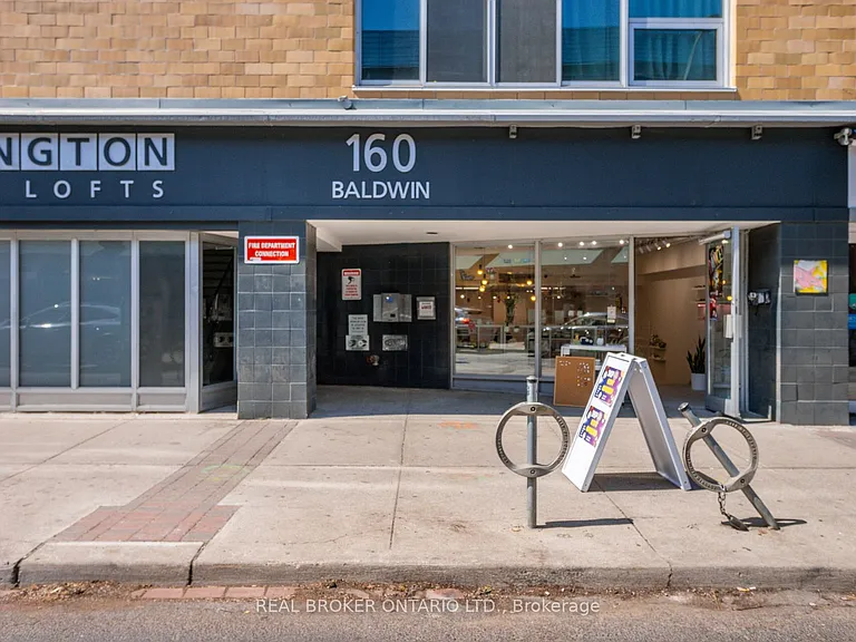 160 Baldwin St #405 — Photo 31