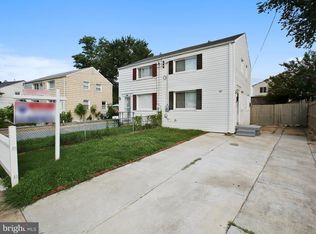 5413 8th Pl S, Arlington, VA 22204