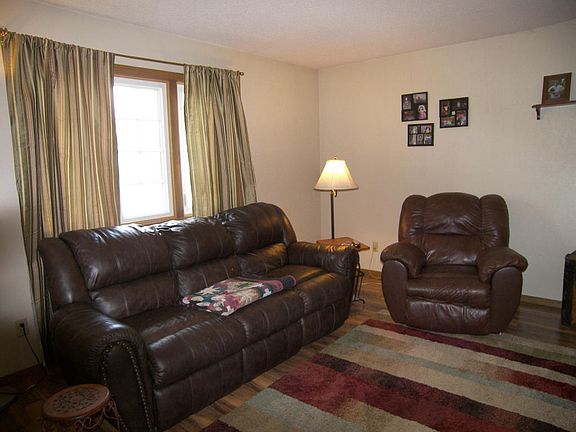 2nd image of 301 S Logan St
