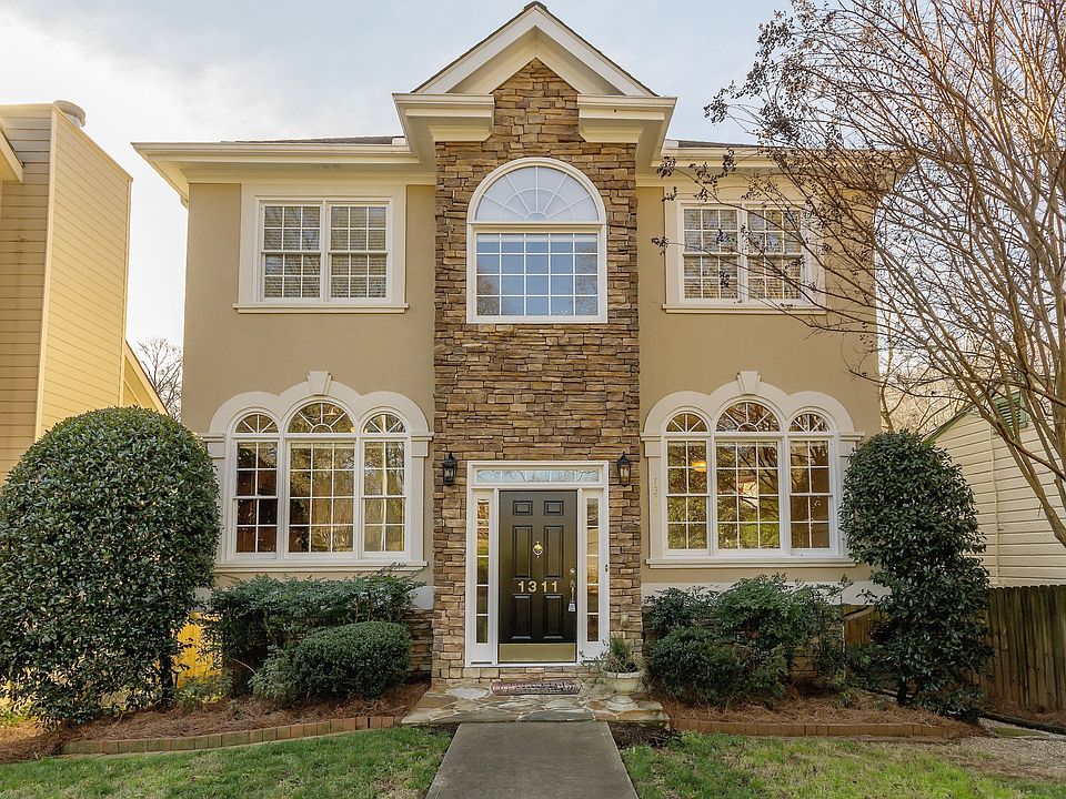 Townhome living!