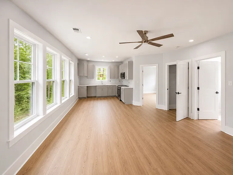 418 Isaac Boston St — Photo 3