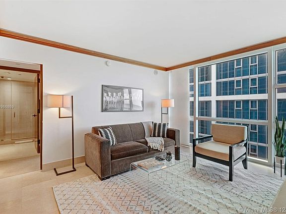 5th image of 6801 Collins Ave #909