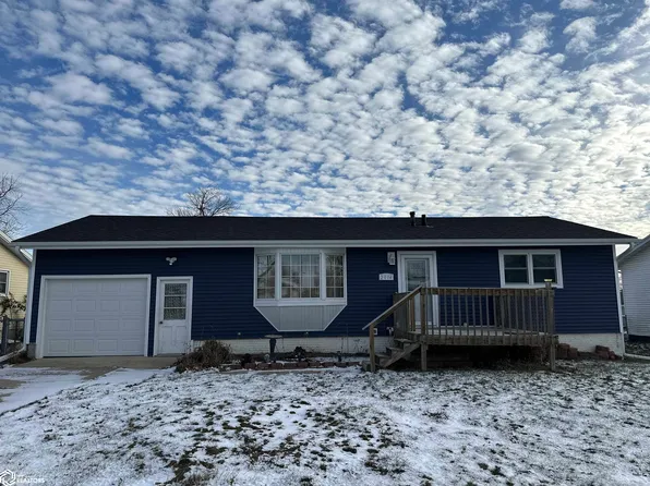 2014 Wardview Rd, Marshalltown, IA 50158