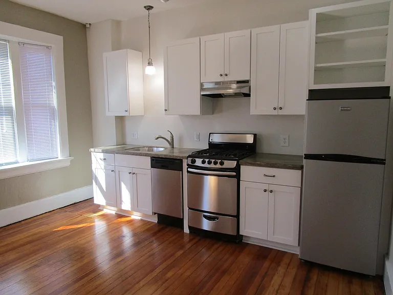 132 S Union St #5 — Photo 1