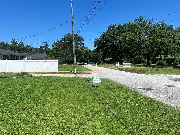 5th image of 1116-1116 Cornelia Cir