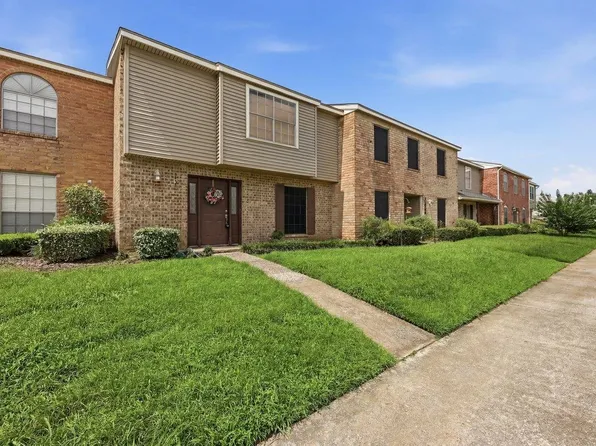 1542 Marshall Woods Dr, Beaumont, TX 77706