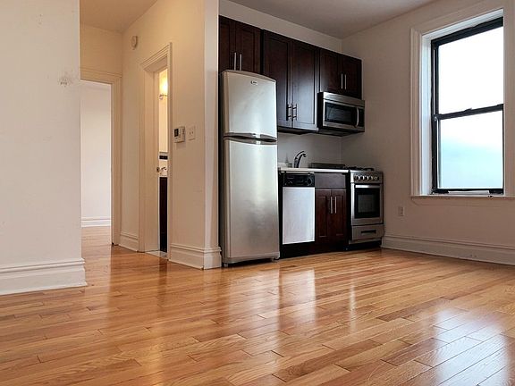 3rd image of 21-81 38th St #417
