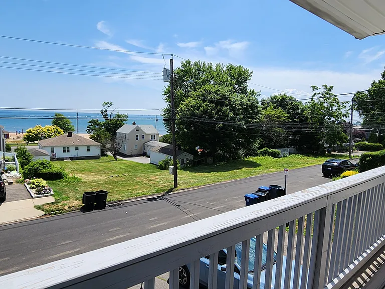 260 Connecticut Ave #2 — Photo 32