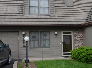 2512 W 24th Ter, Lawrence, KS 66047