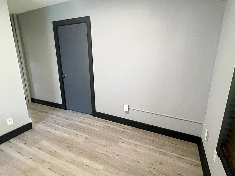 264 West St — Photo 38