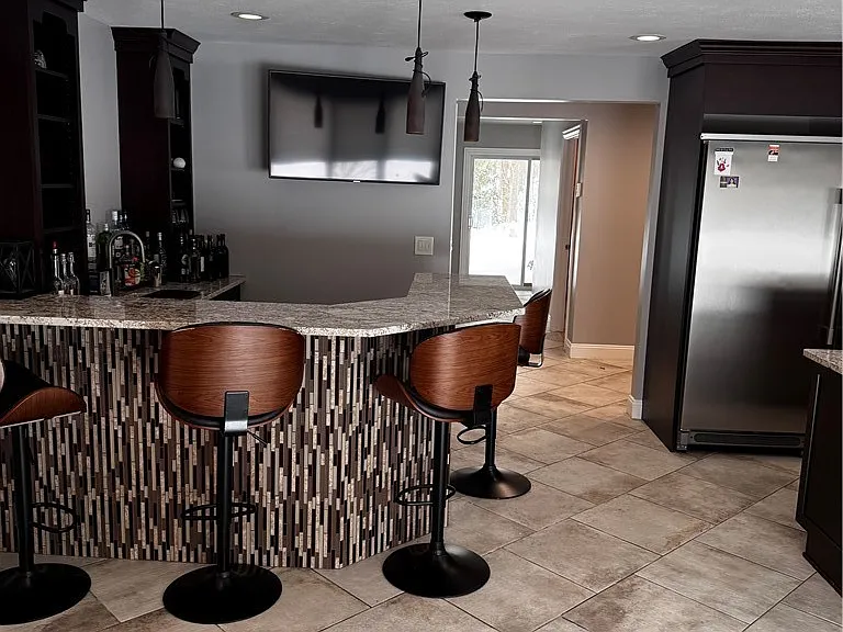 7633 Hidden Valley Dr — Photo 9