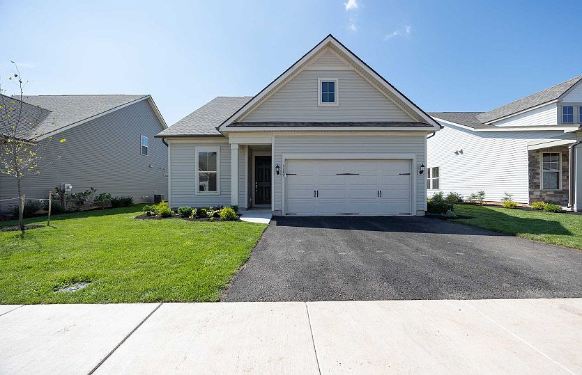 New Construction Vista home available now