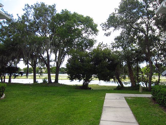 Path Way to Water Exterior