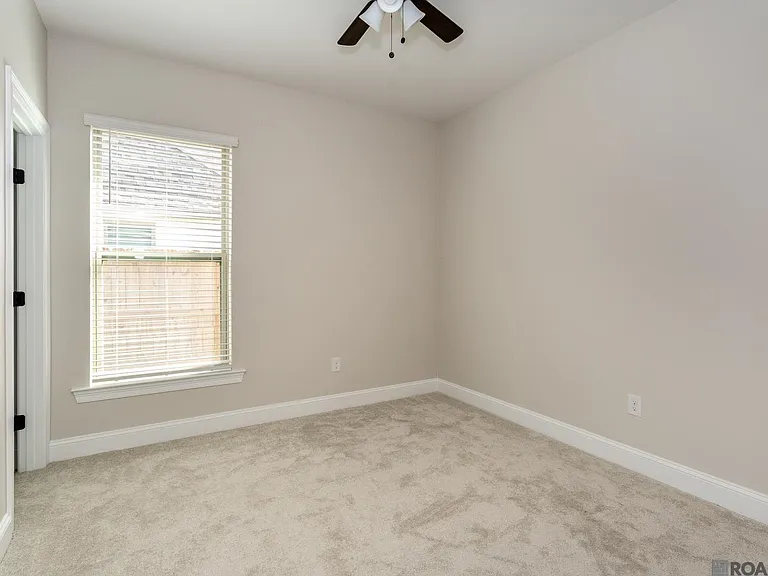 6356 Lake Edge Dr — Photo 11