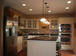 2527 S 152nd Cir, Omaha, NE 68144