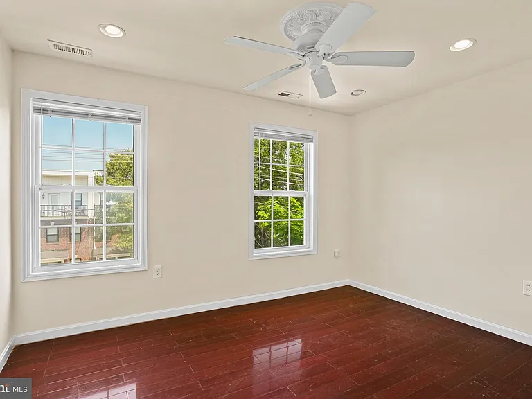 5115 Bass Pl SE — Photo 28