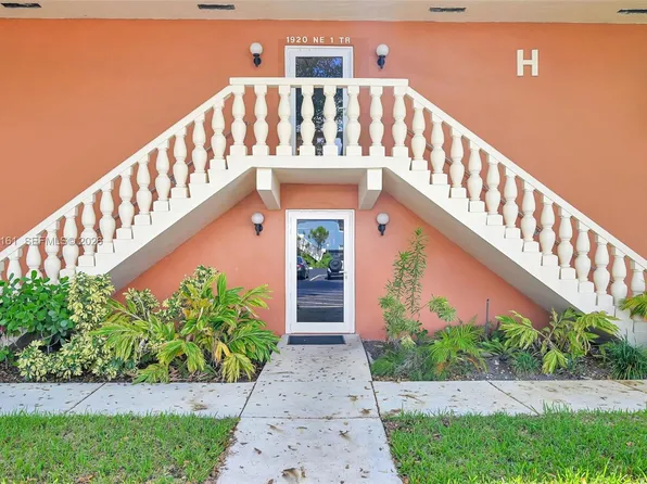 1920 NE 1st Ter APT 109H, Fort Lauderdale, FL 33305
