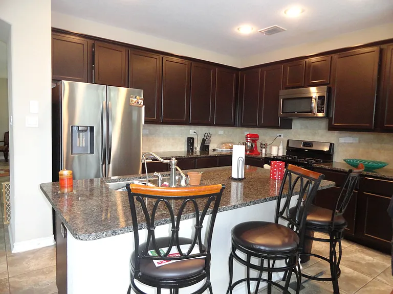 23410 Woodlawn Rdg — Photo 3