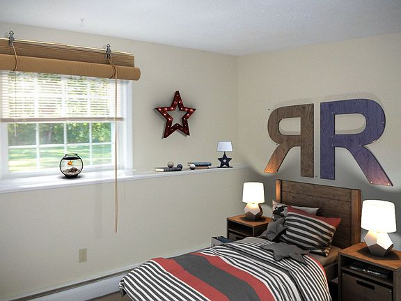 5th image of 698 Lafayette Rd #52