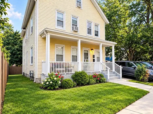 2 Center Ave #1, Norwalk, CT 06851