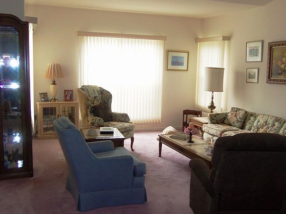 5th image of 1160 Thornbury Lane #A