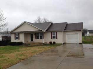 4625 Woodstone Dr, Bowling Green, KY 42101