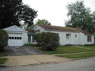 2nd image of 2040 Phelps Ave