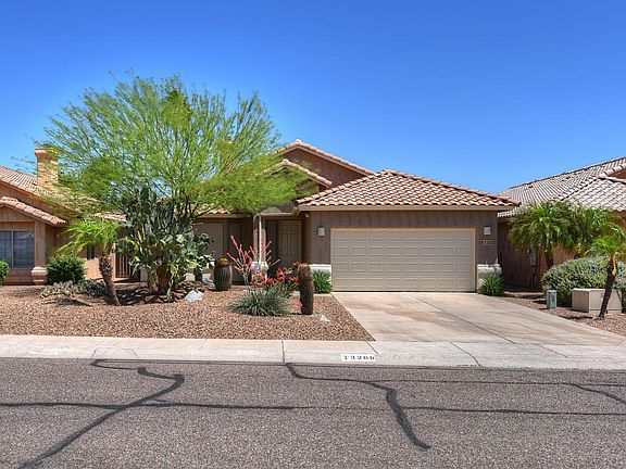 3rd image of 3208 E Desert Cove Ave