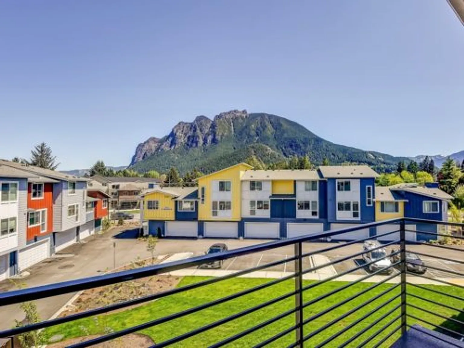 Orchard Place Townhomes — Photo 3