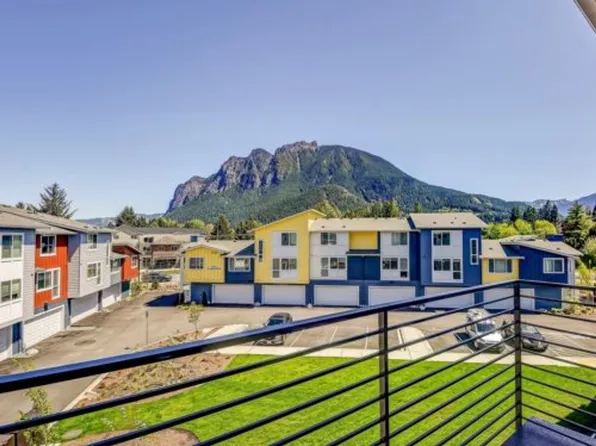 Orchard Place Townhomes, 220 SE Orchard Dr #101, North Bend, WA 98045