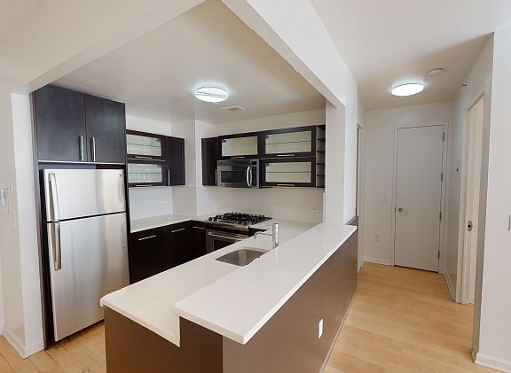 5th image of 1311 Jackson Ave APT 5D