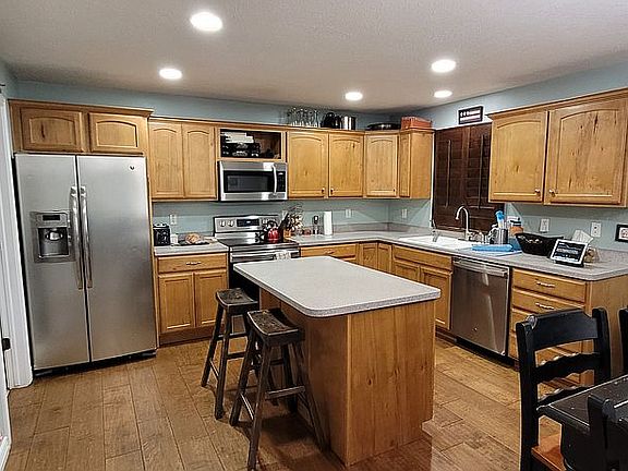 2nd image of 14318 S Summer Wind Ln