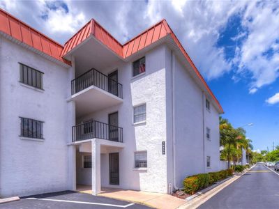 10530 77th Ter APT 119, Seminole, FL, 33772
