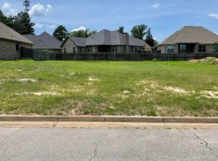 2318 Pinnacle Cir, Tyler, TX 75703