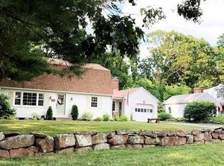 140 South Ave, Longmeadow, MA 01106