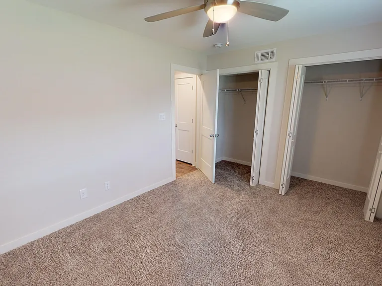 Treemont Apartments — Photo 64