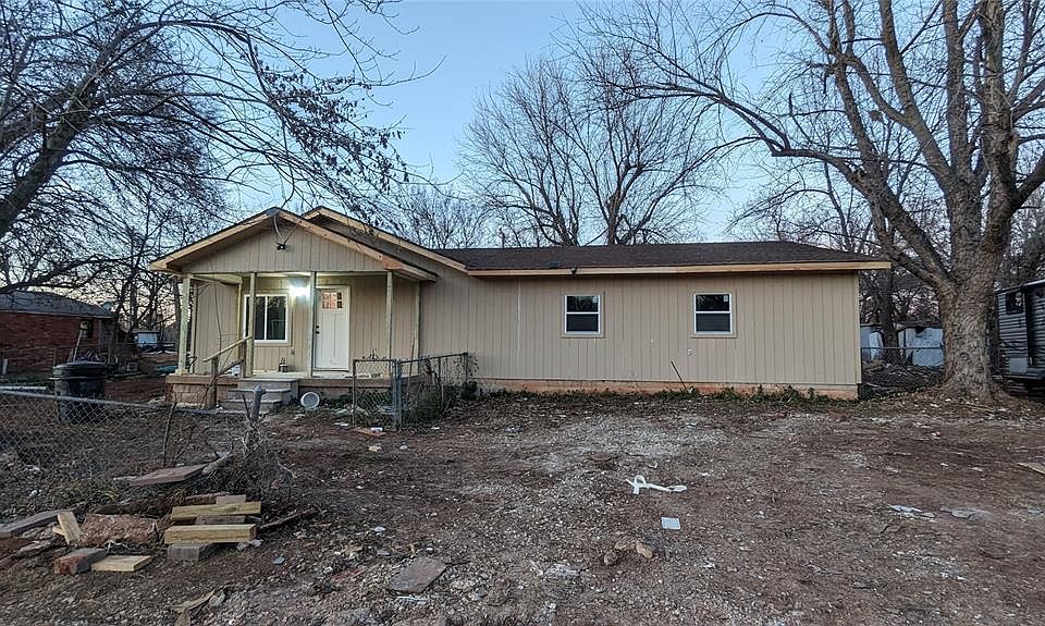 1st image of 4509 SE Idell Dr