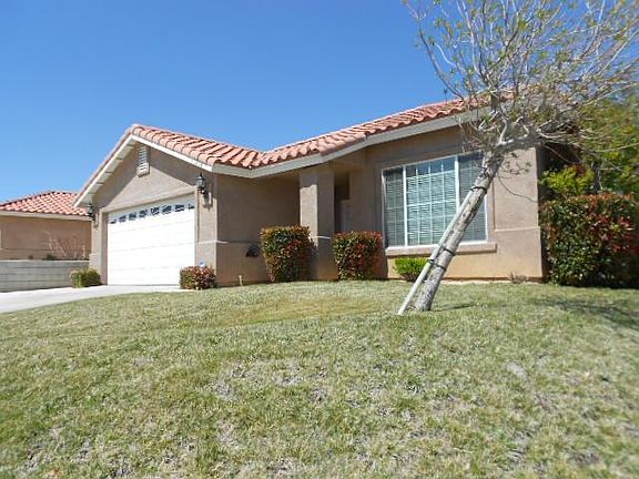 4th image of 17674 Caprice Way