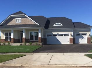 3800 Ivy Ln, Elgin, IL 60124