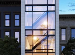 313 W 77th St, New York, NY 10024