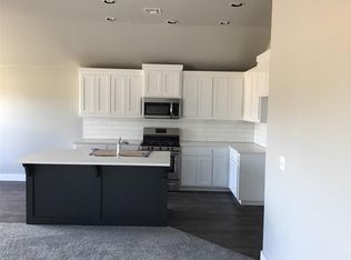 10316 Salt Fork Dr, Yukon, OK 73099