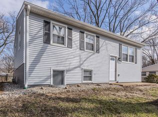 2604 Roland Dr, Champaign, IL 61821