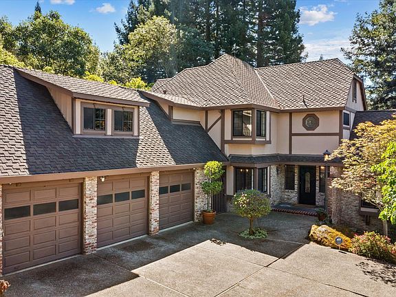 3rd image of 2641 Fir Park Way