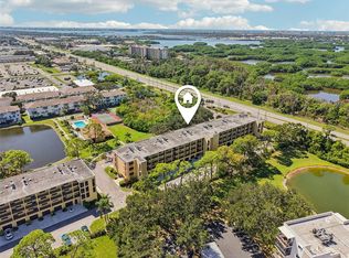 5849 Park St N APT 202, Saint Petersburg, FL 33709