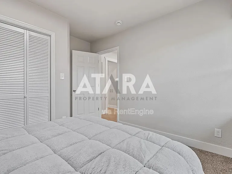 724 E Wilson Ave — Photo 25