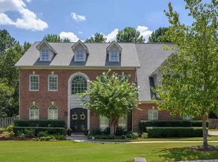 9013 Park Crest Rd, Vestavia, AL 35242