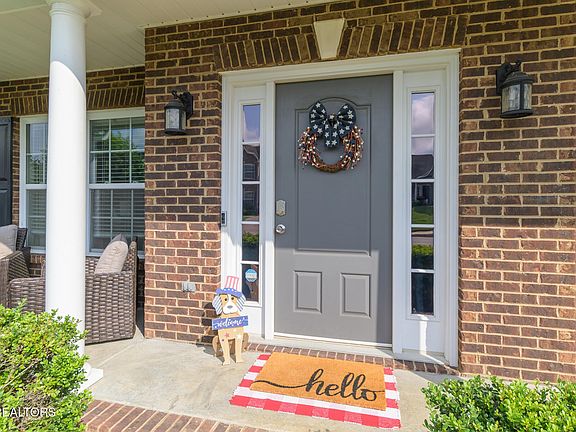 4th image of 1562 Chariot Ln
